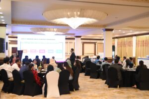 1 UNIVERSITY SERVICE EXCELLENCE TRAINING